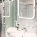 Shiro * 布加勒斯特