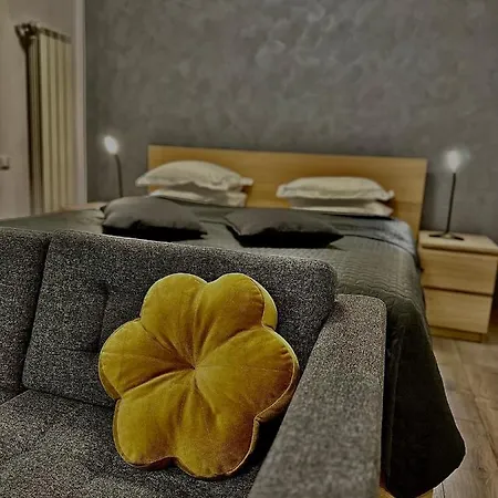 Apartment Shiro Bucharest