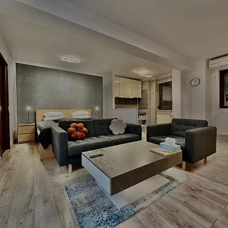Apartment Shiro